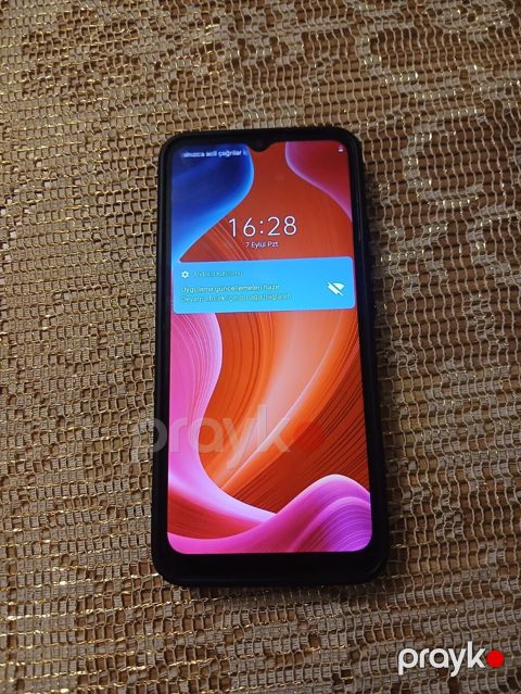 Telefon Yaxsi veziyyetdedi hecbir problemi yoxdur.real alicilar elaqe — Bakı