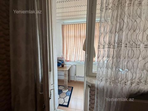 Satılır 1 otaqlı Bina evi menzil (Köhnə tikili), 35 m², 10-cu mikrorayon — Elşən