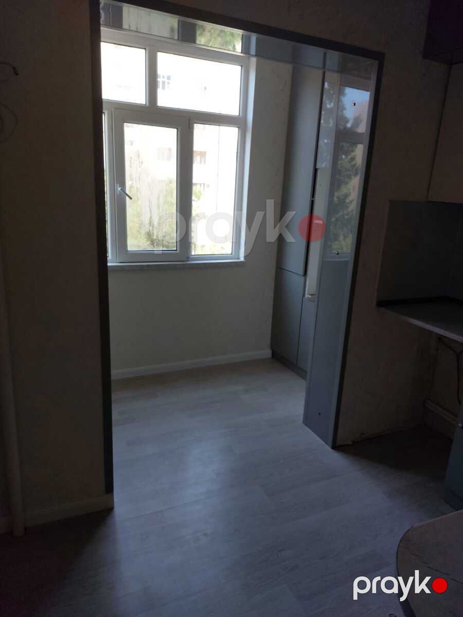 Satılır 2 otaqlı köhnə tikili 65 m² — Mənzil, Bakı (4)