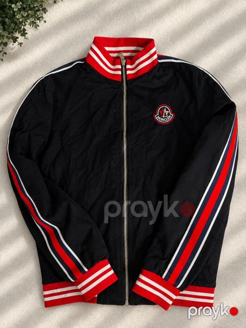 Jaket Moncler — Bakı