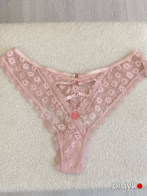 Qadınlar üçün strinqlər 2438689, çəhrayı, neylon, ölçü One size — Bakı