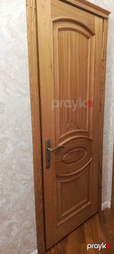Qapı — Bakı