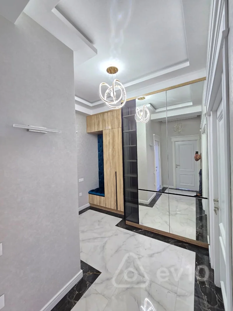 3 otaqlı mənzil, 87 m², R.Rüstəmov — Bakı