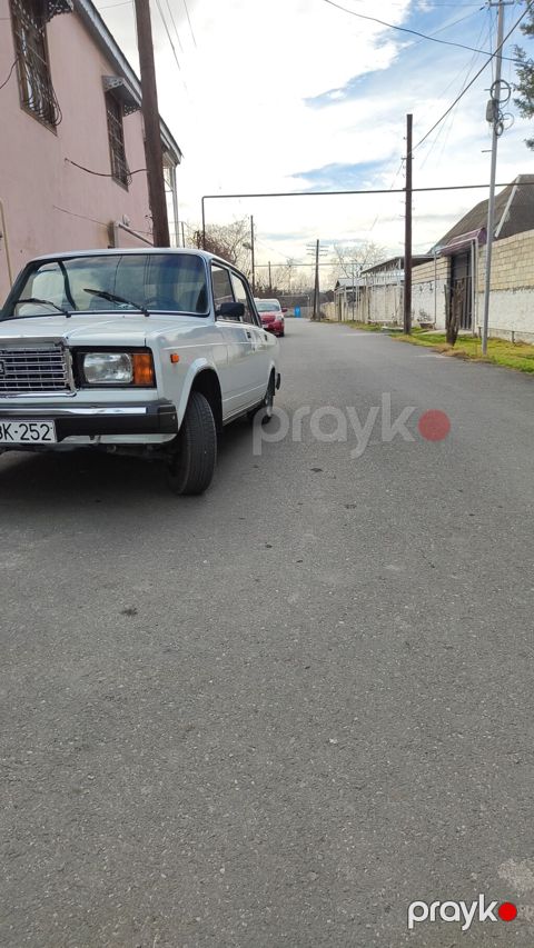 VAZ (Lada) 2107: 1.6 l 2004 il 85520 km Sedan — Ağdaş