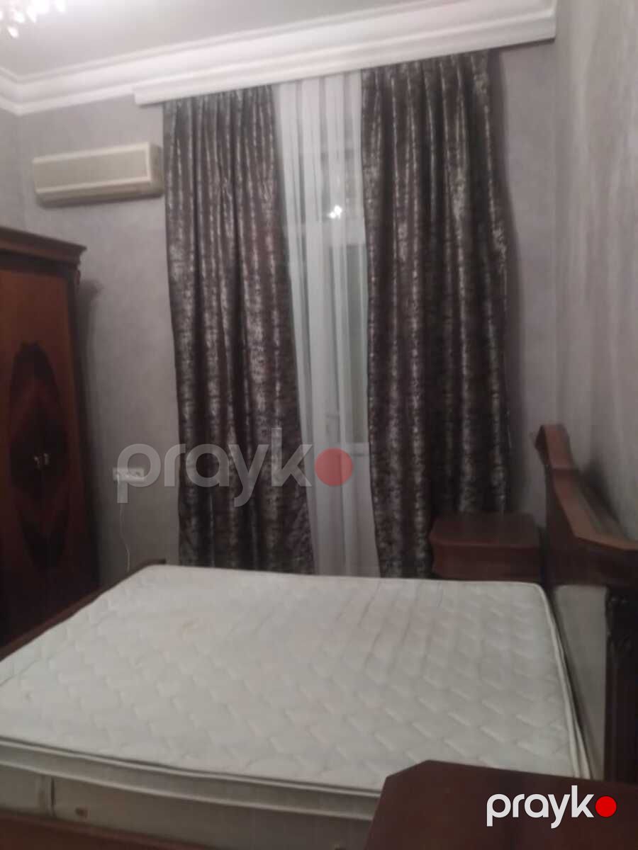 İcarəyə verilir 2 otaqlı köhnə tikili 90 m² — Mənzil, Bakı (10)