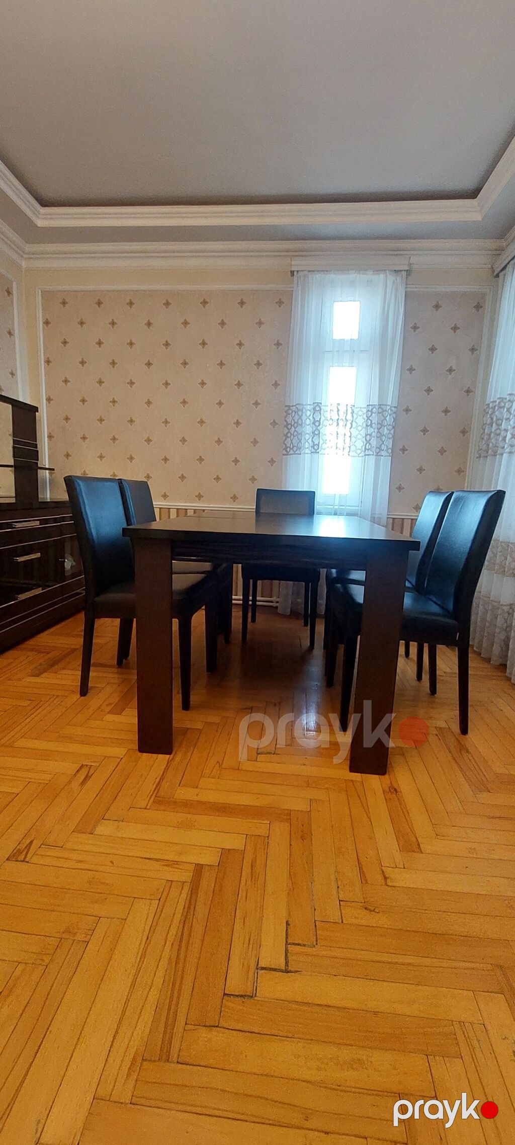 Qonaq otağı mebel dəsti Tərkib:stol və 6 ədəd dəri stul, tünd şikolad — Qonaq otağı üçün, Bakı (2)
