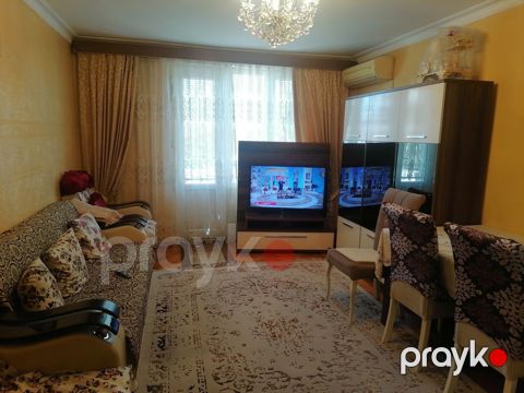 Satılır 3 otaqlı köhnə tikili 75 m² — Bakı