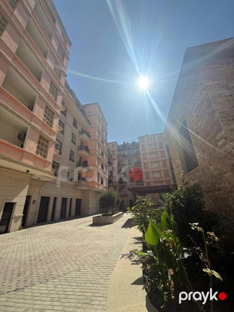 Satılır 4 otaqlı yeni tikili 135 m² — Bakı