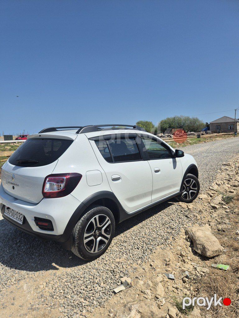 Renault Sandero, 1.6 L, 2020 il, 27 000 km — Avtomobillər, Bakı (5)