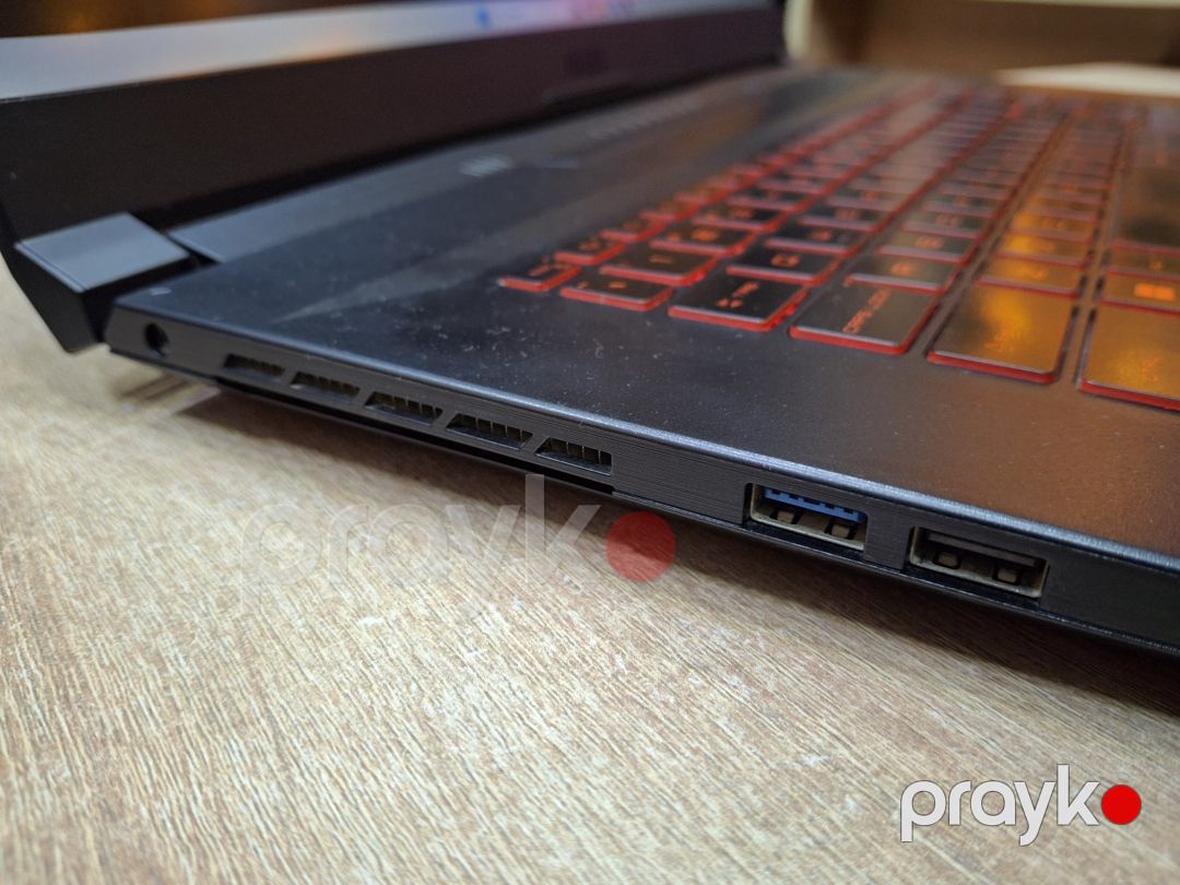 Msi Katana 17.3 Ekran i5 11400H Rtx3050 4gb — Noutbuklar, Bakı (4)