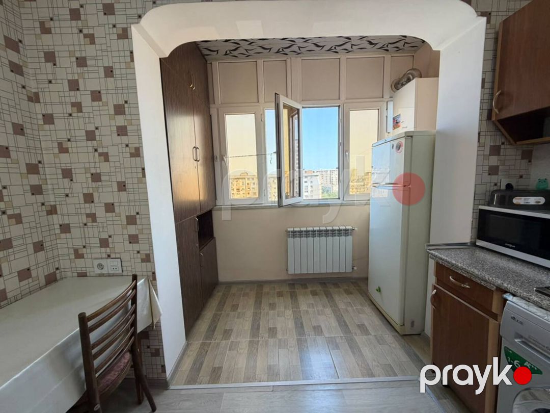 Satılır 2 otaqlı köhnə tikili 55 m² — Mənzil, Bakı (11)