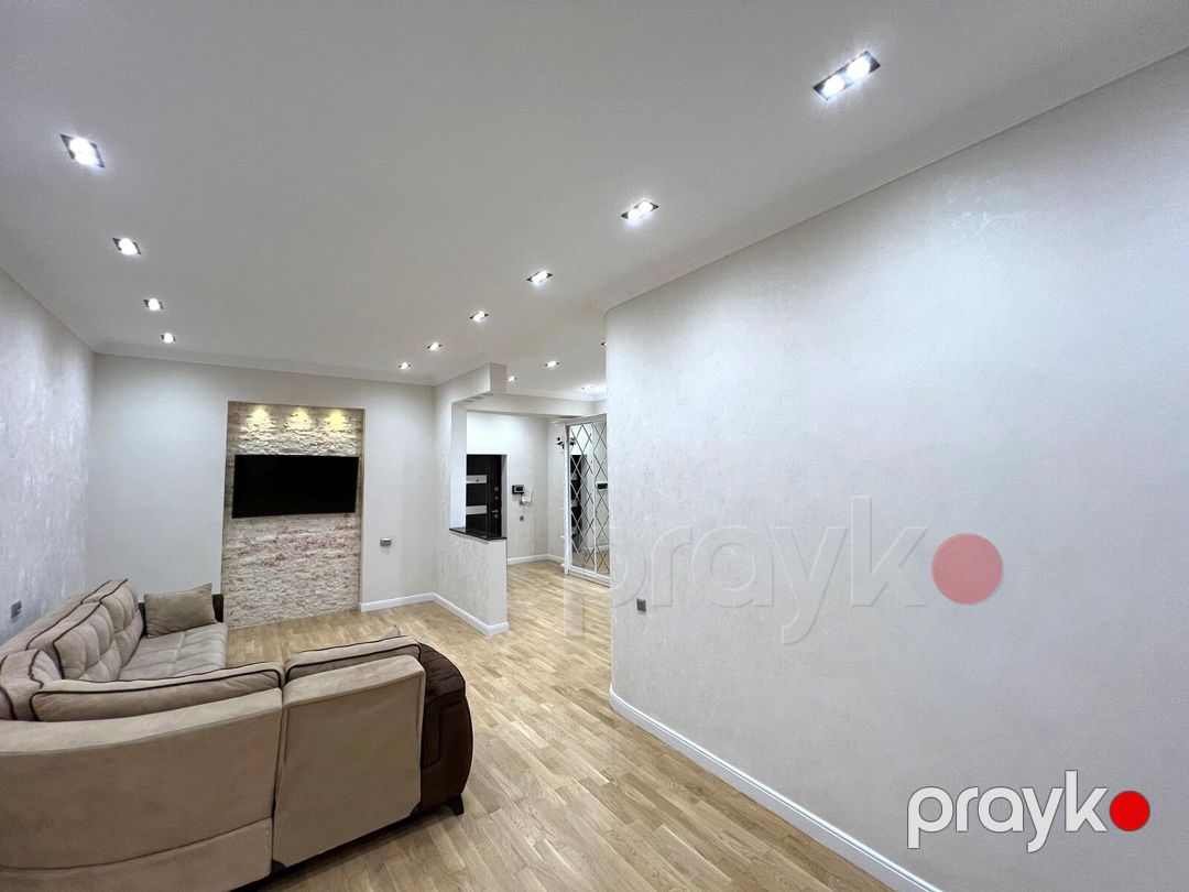 Satılır 4 otaqlı yeni tikili 175 m² — Mənzil, Bakı (2)