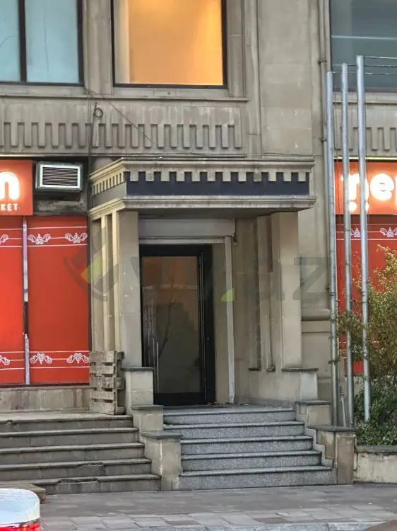 570 m² Obyekt / Ofis Satılır, Nəsimi, Bakı — Daşınmaz Agentliyi