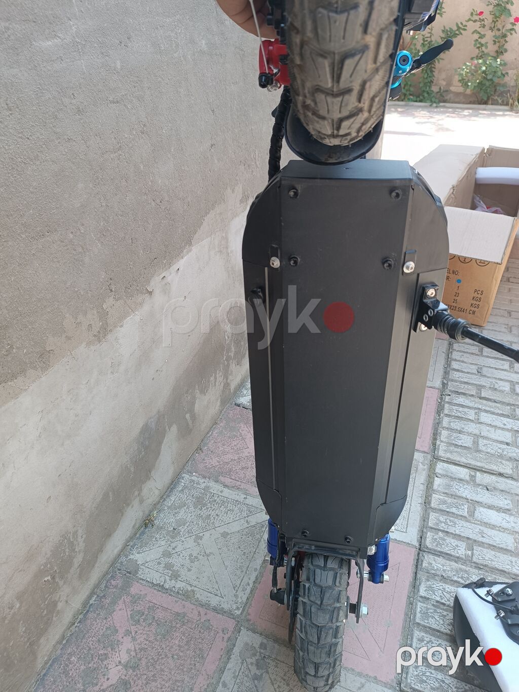 Suret 70km polnu batareka 50 55 km yol qet edir Elektrik skuter — Skuterlər, Xırdalan (3)