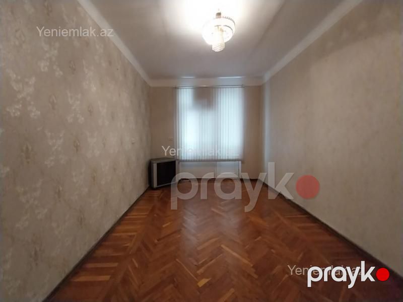 Satılır 3 otaqlı Bina evi menzil (Köhnə tikili), 80 m², Yasamal rayonu — Mənzil, Bakı (4)