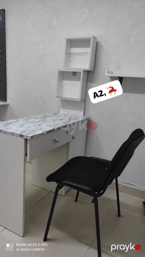 Manikür/Makiyaj üçün iş 2 eded masası - Masa: ağ rəngli korpus — Xırdalan
