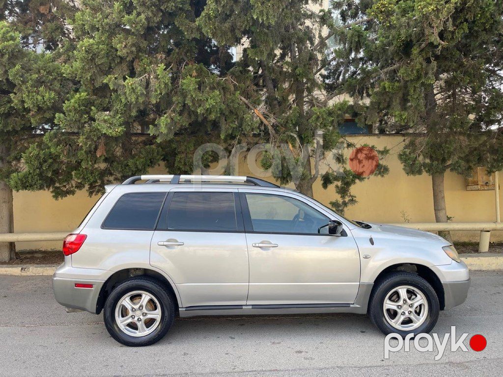 Mitsubishi Outlander, 2.4 L, 2002 il, 250 000 km — Avtomobillər, Bakı (4)