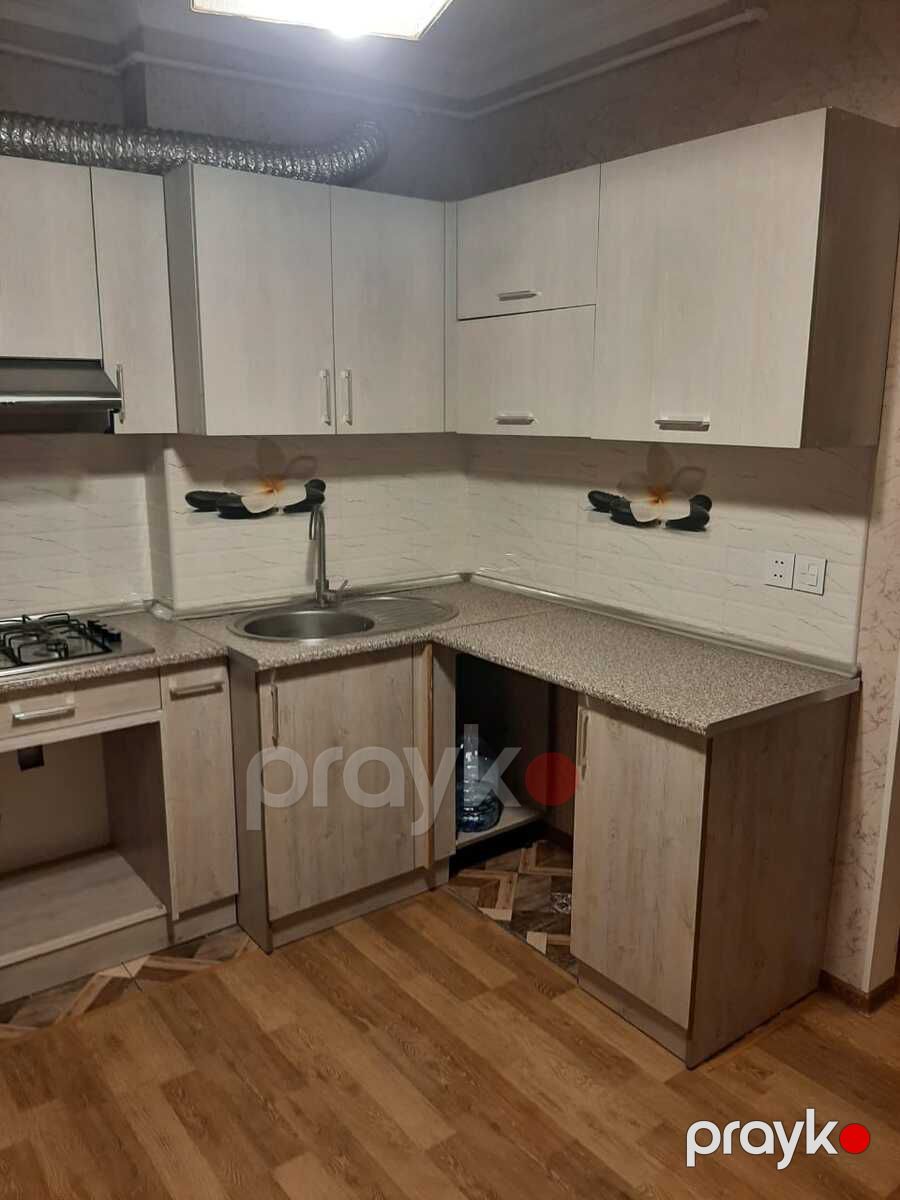 Satılır 4 otaqlı köhnə tikili 100 m² — Mənzil, Bakı (6)