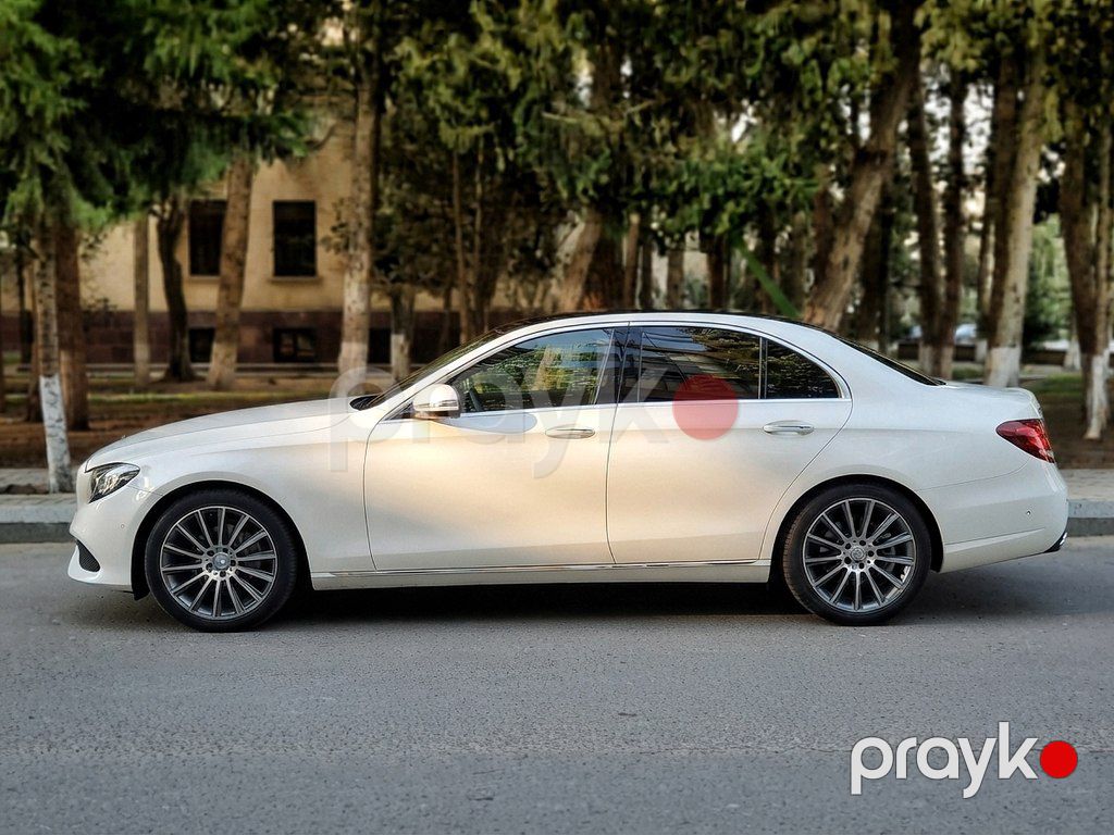 Mercedes E 300 d, 2.0 L, 2018 il, 256 000 km — Avtomobillər, Bakı (5)
