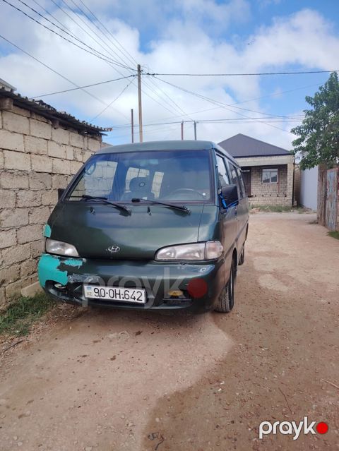 Toyota Hiace: 2.5 l 1997 il Van/Minivan — Digah