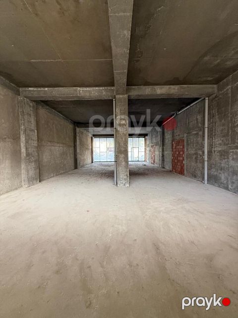 Satılır obyekt 245 m² — Bakı