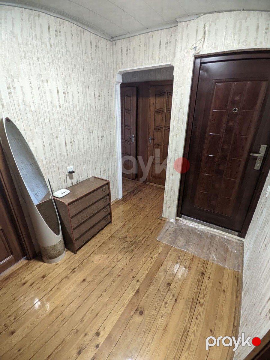Satılır 4 otaqlı köhnə tikili 100 m² — Mənzil, Bakı (12)