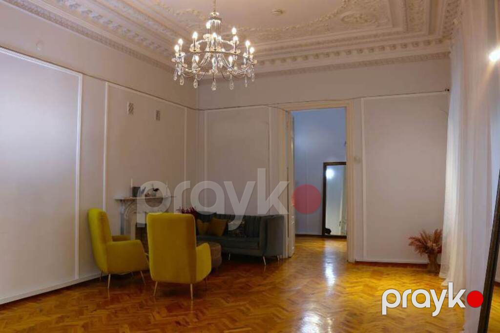 Satılır 6 otaqlı köhnə tikili 240 m² — Mənzil, Bakı (8)