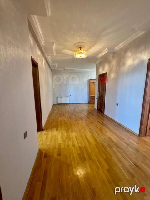 Satılır 3 otaqlı yeni tikili 130 m² — Bakı