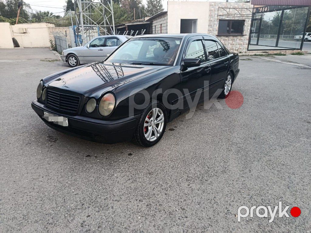 Mercedes E 220, 2.2 L, 1996 il, 236 323 km — Avtomobillər, Bərdə (2)