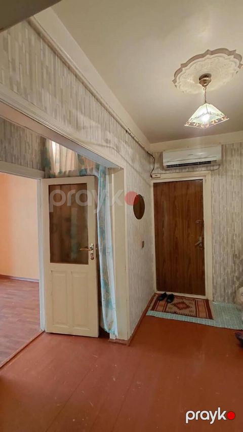 İcarəyə verilir 3 otaqlı köhnə tikili 65 m² — Bakı