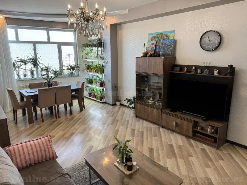 Satılır 4 otaqlı Mənzil Yeni tikili 130 m² Bakı, Xətai r., Köhnə Günəşli — Bakı