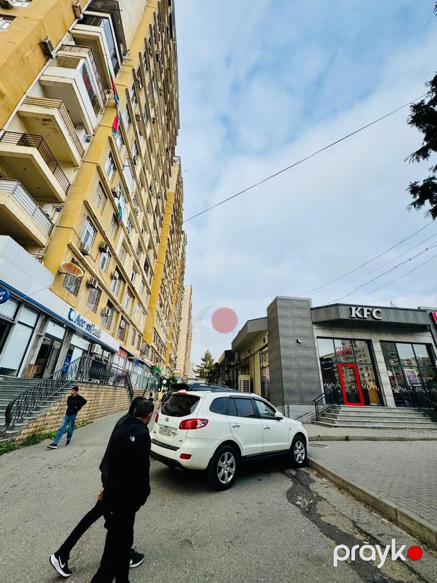Satılır 4 otaqlı yeni tikili 160 m² — Mənzil, Bakı (2)