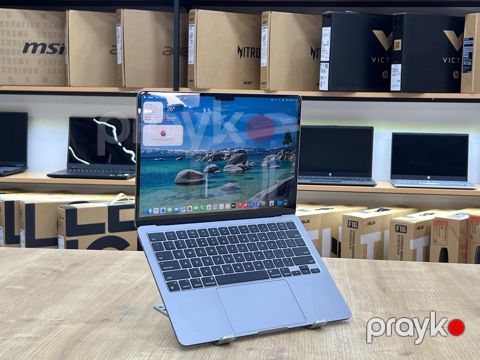 Apple Macbook M3 — Bakı