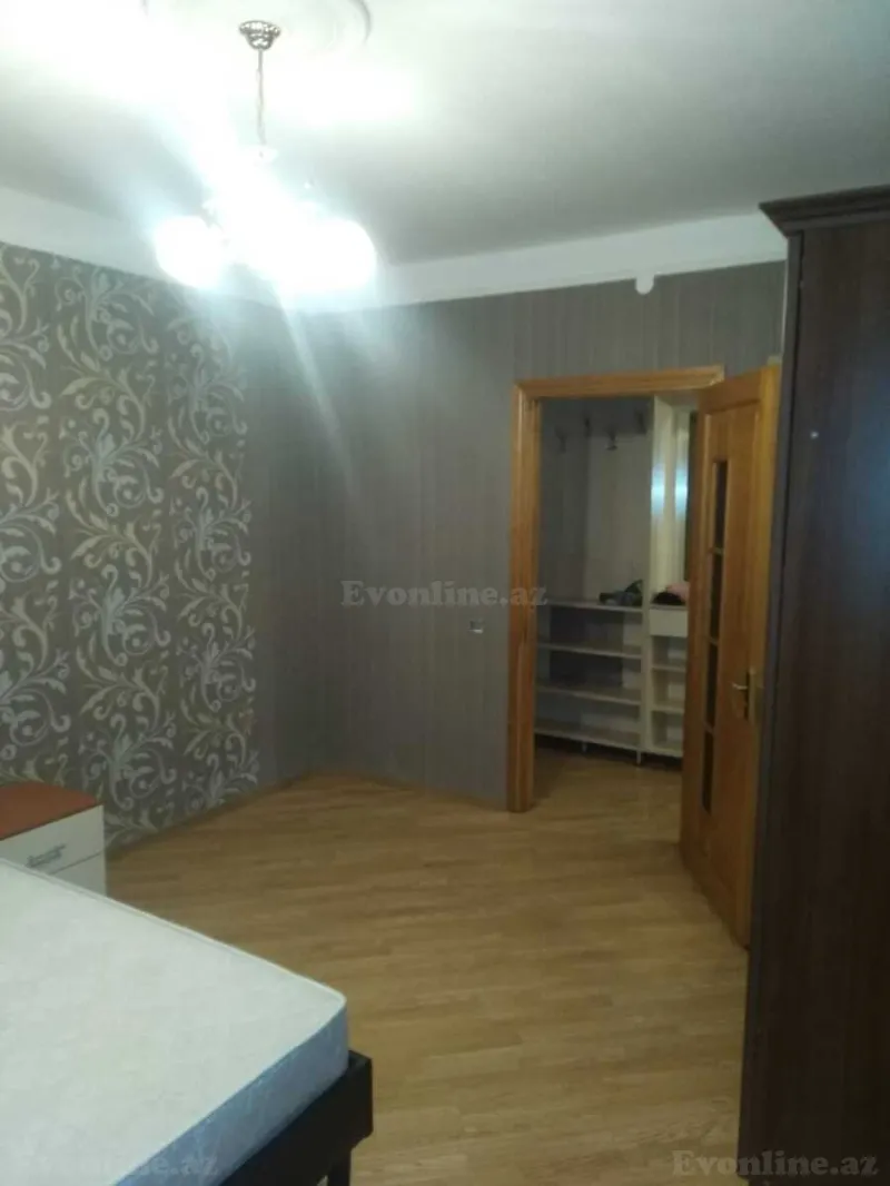 Satılır 2 otaqlı Mənzil Köhnə tikili 65 m² Bakı, Sabunçu r., Bakıxanov — Mənzil, Bakı (4)