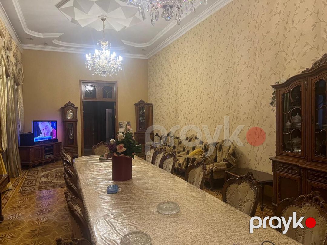 Satılır 10 otaqlı köhnə tikili 390 m² — Mənzil, Bakı (6)