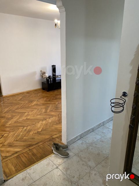 İcarəyə verilir 2 otaqlı köhnə tikili 45 m² — Bakı