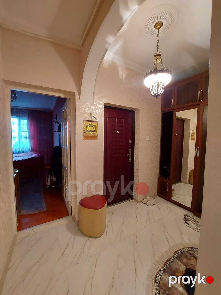 Satılır 3 otaqlı köhnə tikili 65 m² — Mənzil, Bakı (2)