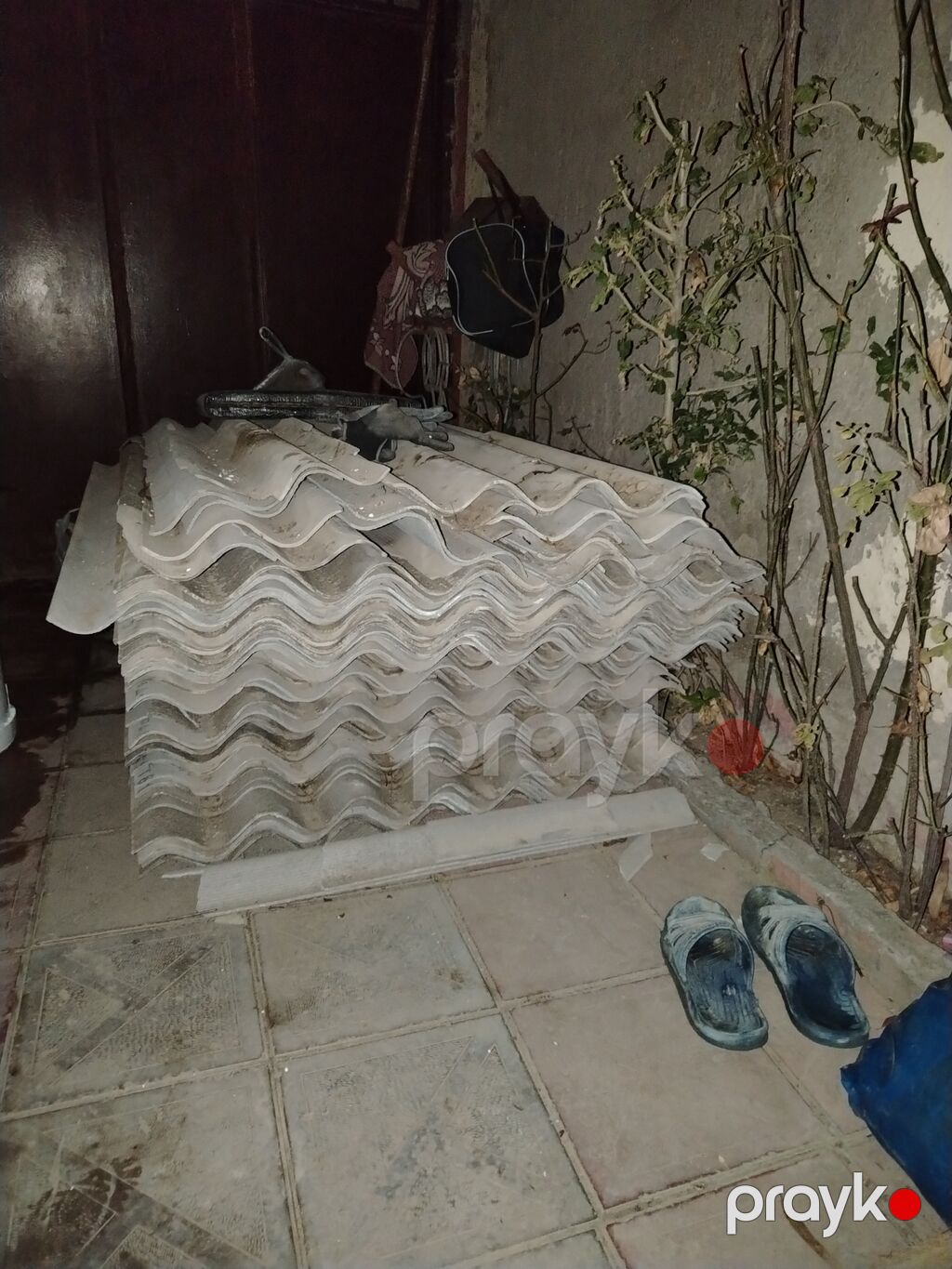 Ustdən çıxma. 40 ədəd — Dam örtükləri, Digah (2)