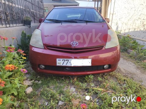 Toyota Prius 20 kuza icarəsi — Bakı