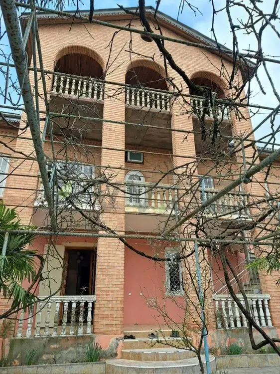 4 otaqlı Həyət evi Satılır, Lənkəran — Lənkəran
