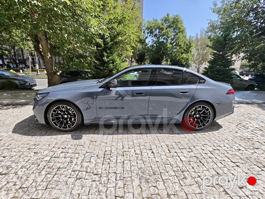 BMW M5, 4.4 L, 22.1 kWh, 2025 il, 2 145 km — Avtomobillər, Bakı (8)