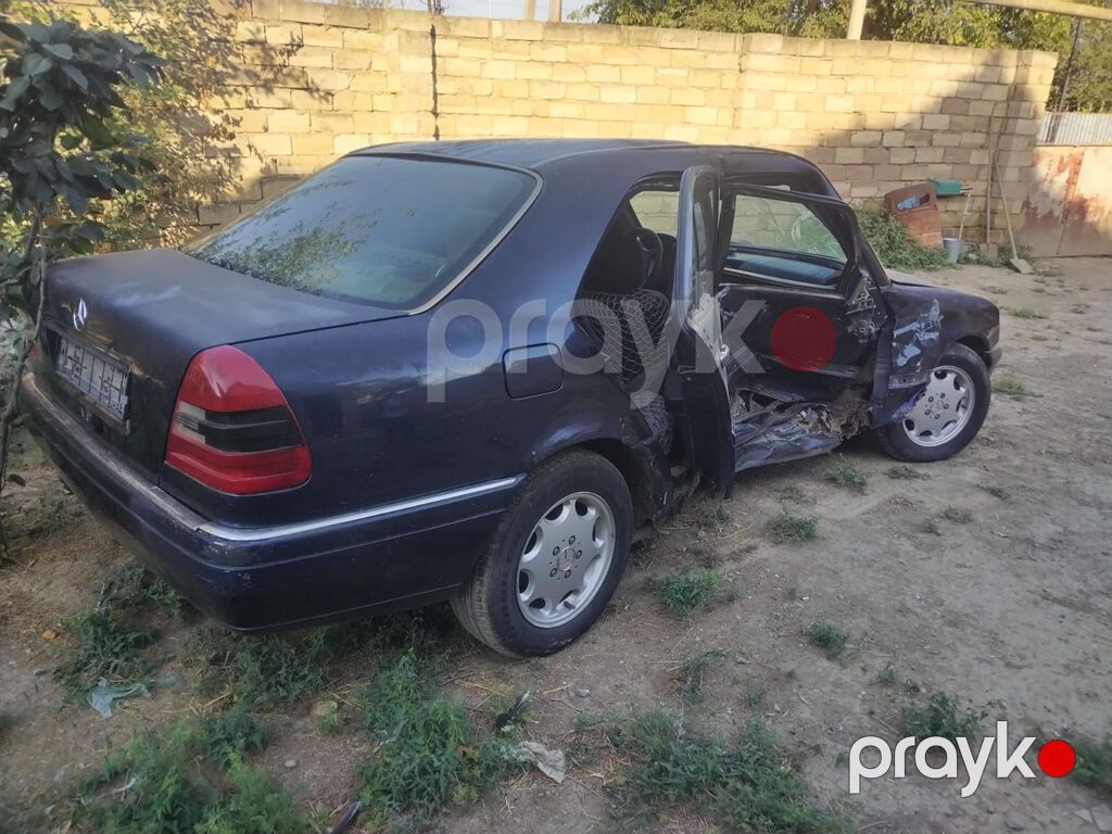 Mercedes-Benz C 200: 2 l 1994 il Sedan — Avtomobillər, Salyan (10)