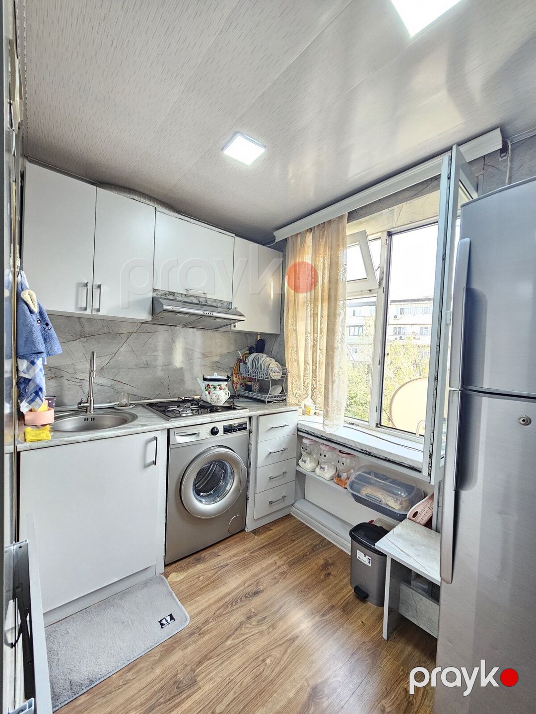 Satılır 2 otaqlı köhnə tikili 52 m² — Mənzil, Bakı (10)