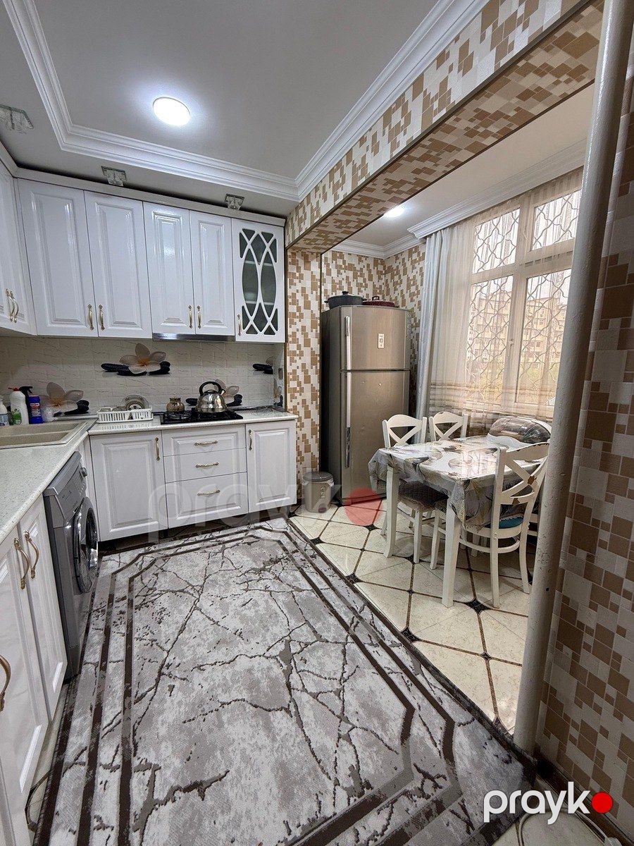 Satılır 5 otaqlı köhnə tikili 120 m² — Mənzil, Bakı (2)