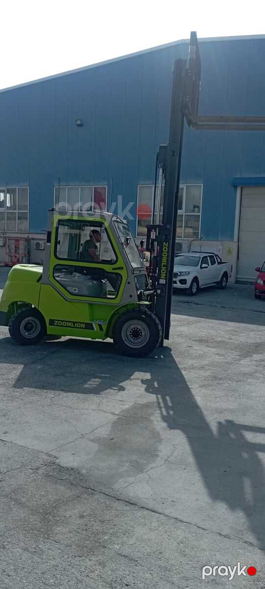 Zoomlıon FD50Z 5 tonluq Xinchaı mühərrik avtokar) — İnşaat texnikası, Bakı (2)