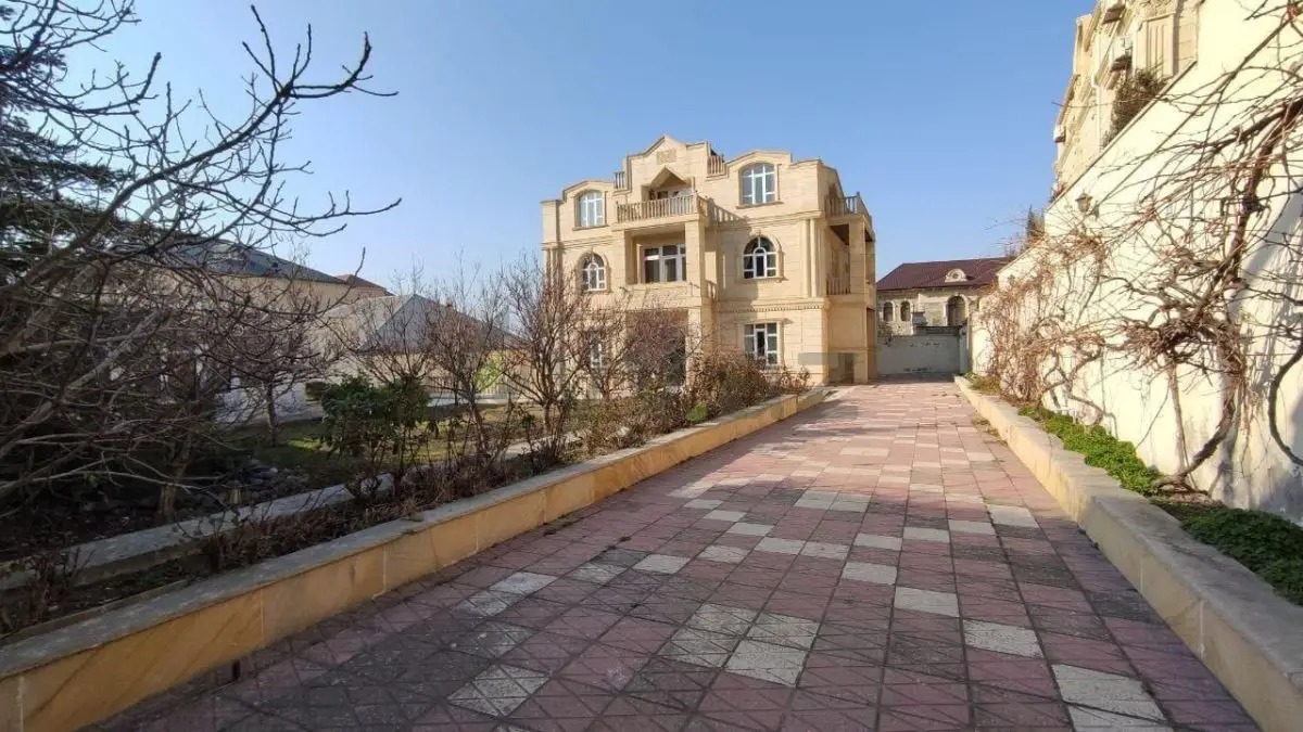 4 otaqlı Həyət evi Satılır, Bayıl qəs., Səbail, Bakı — Bakı