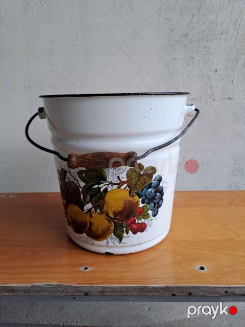 Demir vedre 5 manat — Bakı