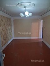 Satılır 1 otaqlı Bina evi menzil (Köhnə tikili), 31 m², 4-cü mikrorayon — Hüseynli Nihad