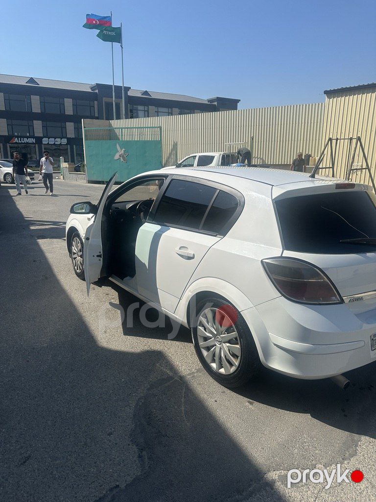 Opel Astra, 1.3 L, 2010 il, 348 000 km — Avtomobillər, Bakı (6)