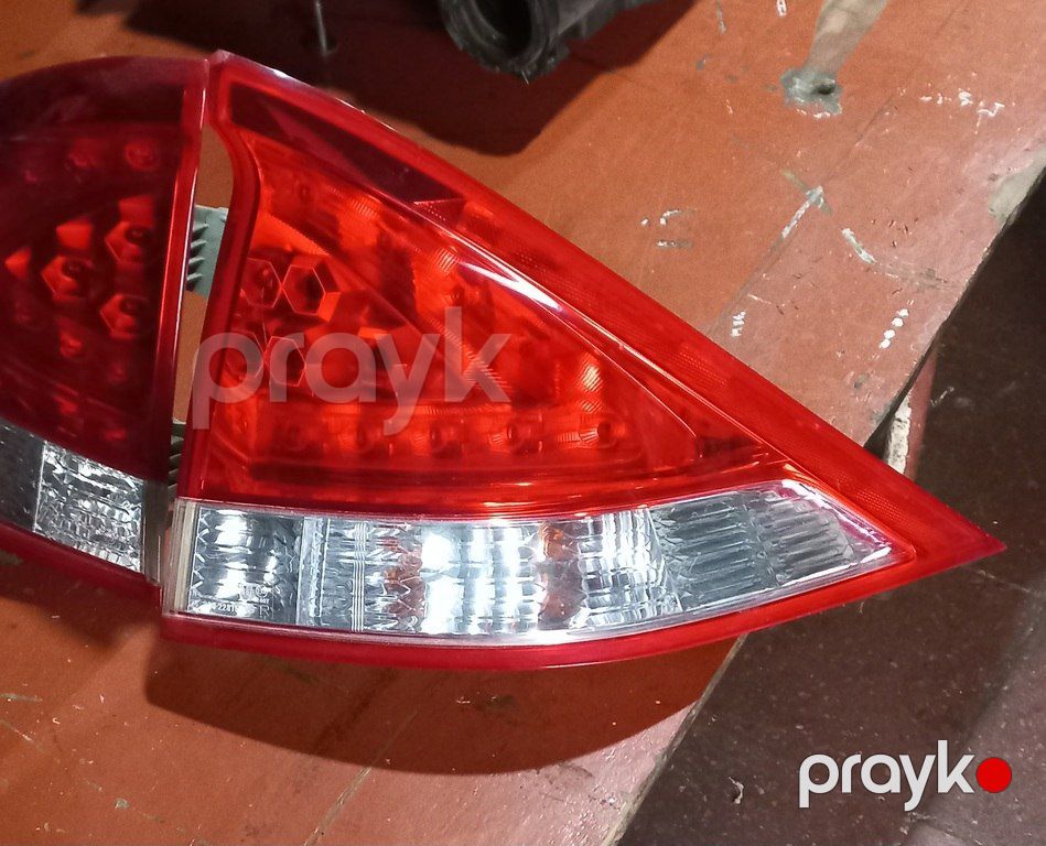 "Honda İnsight 2010" stop işığı — Ehtiyat hissələri və aksesuarlar, Bakı (2)